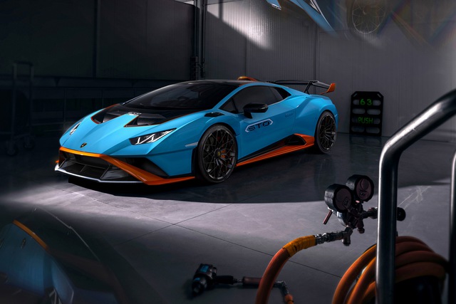 Loạt Lamborghini Huracan của đại gia Việt sẽ chưa trở thành đời cũ nhờ thông báo này - Ảnh 1.