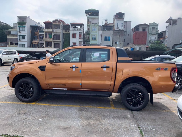Ford Ranger Wildtrak 2021 về Việt Nam: Cắt trang bị nhưng vẫn là vua công nghệ - Ảnh 1.