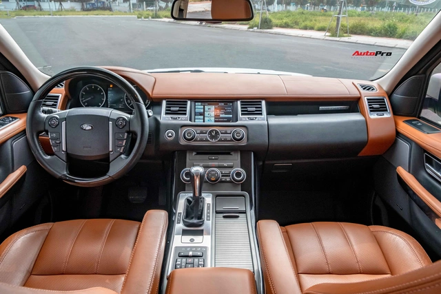 Bán Range Rover Sport biển 699.99 giá 1,8 tỷ, chủ nhân tiết lộ: Tiền biển đủ mua Kia Morning, nhiều đại gia hỏi mua để trưng bày - Ảnh 4.