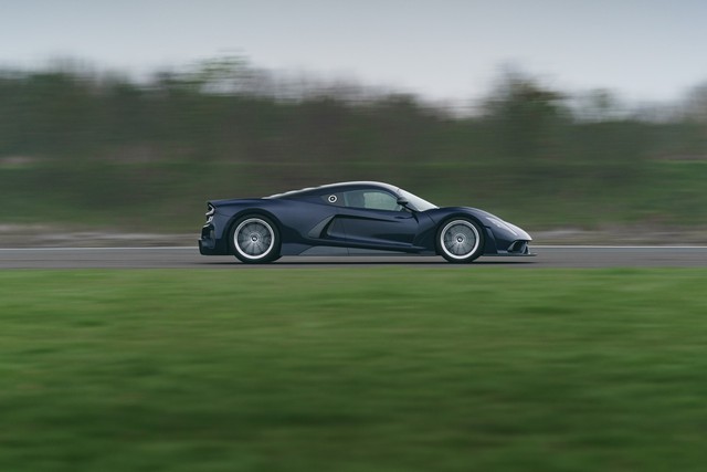Ra mắt Hennessey Venom F5: Nhắm tới danh hiệu siêu xe nhanh nhất thế giới, tăng tốc 0-200 km/h trong chưa đầy 5 giây - Ảnh 1.