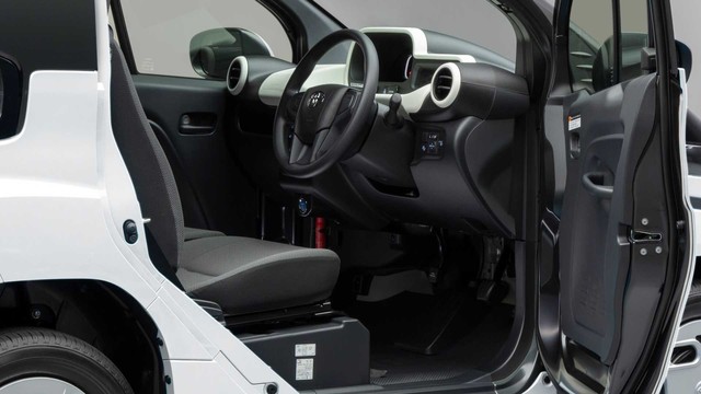Ra mắt Toyota C*Pod - Ô tô 2 chỗ cho mẹ chở con đi học hoặc đi chợ, giá quy đổi 370 triệu đồng - Ảnh 5.
