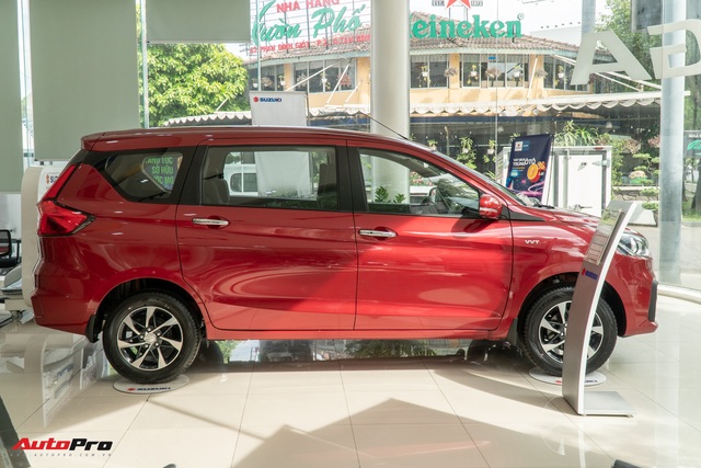 Chi tiết Suzuki Ertiga 2020 tại đại lý - Xe 7 chỗ rẻ nhất Việt Nam thêm trang bị cạnh tranh Xpander - Ảnh 7.