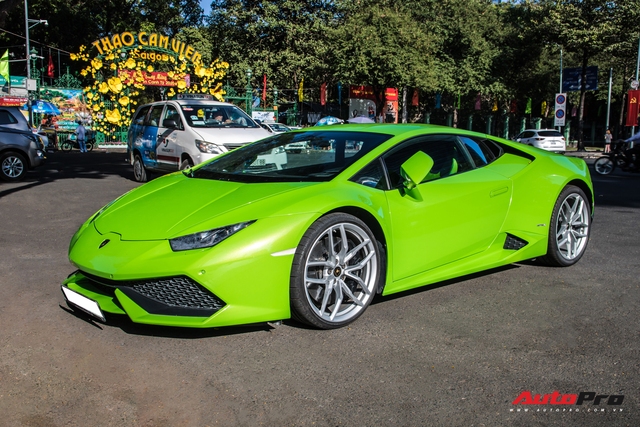 Phan Thành cầm lái Lamborghini Huracan khó bắt gặp nhất Việt Nam dạo phố - Ảnh 3.