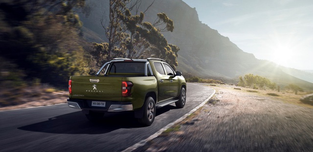 Ra mắt Peugeot Landtrek - Bán tải 6 chỗ đối đầu Ford Ranger - Ảnh 3.