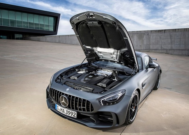 Siêu xe Mercedes-AMG GT R đầu tiên về Việt Nam, riêng màu sơn tốn tiền bằng cả chiếc Honda SH - Ảnh 6.