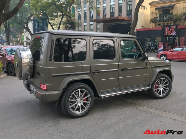 Tránh đụng hàng, đại gia Hà Nội tậu Mercedes-AMG G63 với màu sơn hơn 6.000 USD - Ảnh 4.