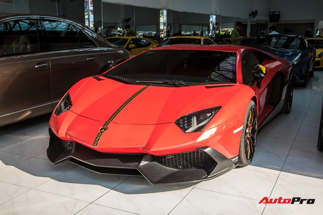 Lamborghini Aventador độ bản 50 năm của đại gia Bạc Liêu tái xuất Sài Gòn với nhiều chi tiết mới - Ảnh 1.