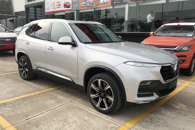 Giá ô tô VinFast được chiết khấu cả trăm triệu tại đại lý - Ảnh 2.