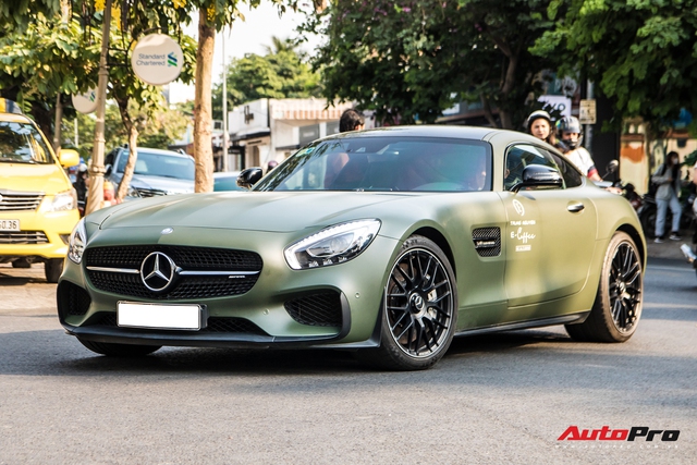 Mercedes-AMG GT S Edition 1 của ông Đặng Lê Nguyên Vũ bất ngờ xuất hiện trên phố Sài Gòn sau 3 năm vắng bóng - Ảnh 3.