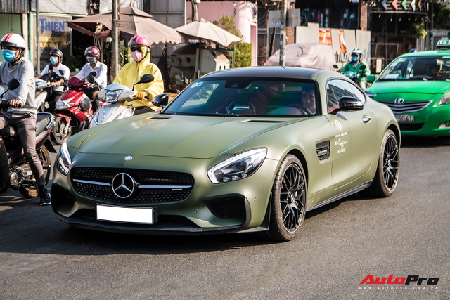 Mercedes-AMG GT S Edition 1 của ông Đặng Lê Nguyên Vũ bất ngờ xuất hiện trên phố Sài Gòn sau 3 năm vắng bóng - Ảnh 7.