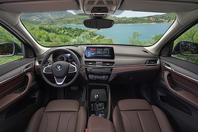 BMW X1 2020 chuẩn bị cập bến Việt Nam đấu Mercedes-Benz GLA và Audi Q3 - Ảnh 3.