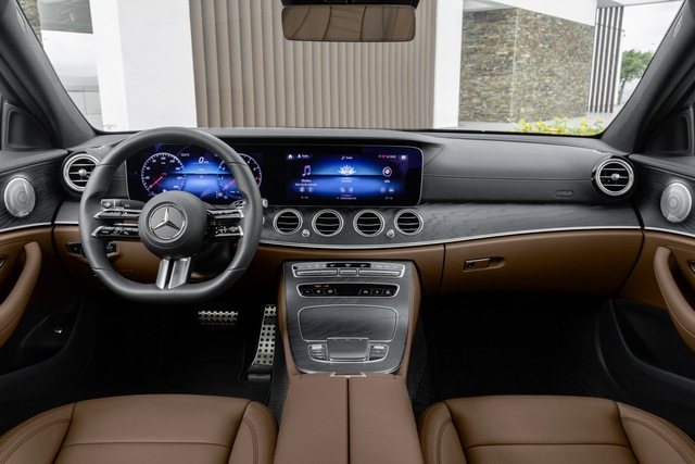 Mercedes-Benz E-Class 2021 ra mắt với thiết kế hiếu chiến và công nghệ hiện đại, tăng sức ép trước BMW 5-Series - Ảnh 7.