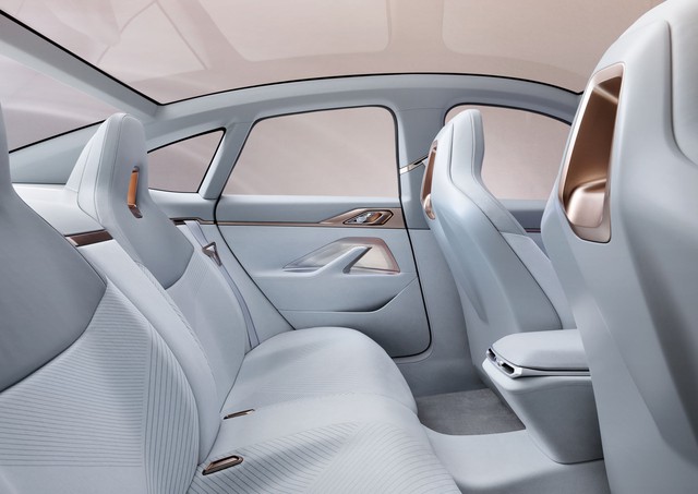 Ra mắt BMW i4 Concept: Đâu cũng đẹp… trừ mỗi mặt! - Ảnh 9.