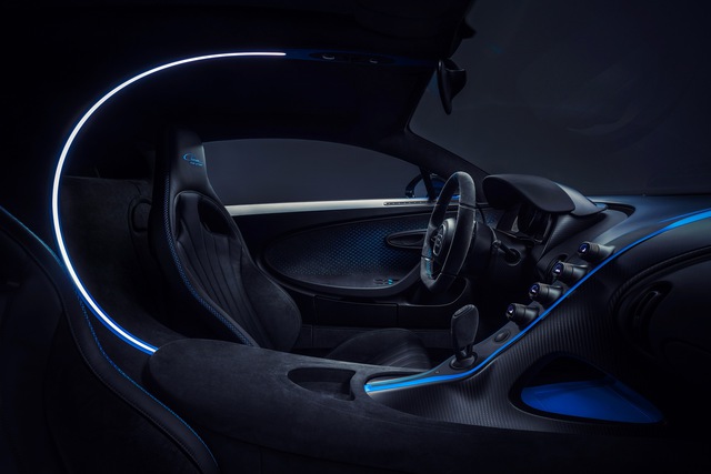 Soi siêu xe Bugatti Chiron Pur Sport qua ảnh, video mới - Ảnh 5.
