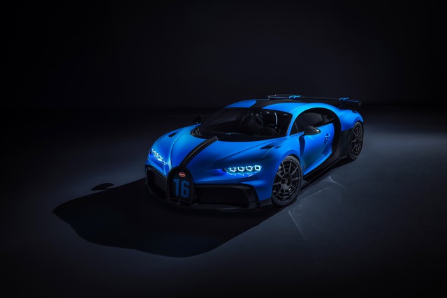 Soi siêu xe Bugatti Chiron Pur Sport qua ảnh, video mới - Ảnh 13.