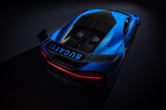 Soi siêu xe Bugatti Chiron Pur Sport qua ảnh, video mới - Ảnh 14.
