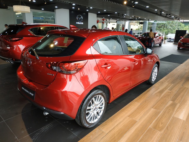 Mazda2 2020 bất ngờ về đại lý, lộ giá đắt đỏ tiệm cận Mazda3 nhưng nhiều công nghệ xịn nhất phân khúc - Ảnh 3.