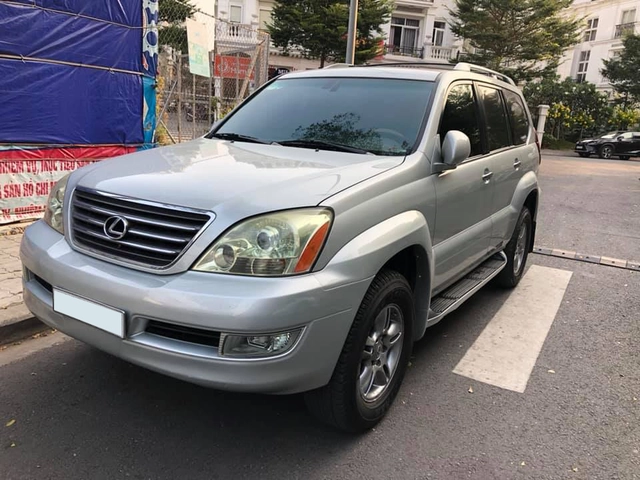 Đỉnh cao như Lexus GX 470 cũng tới lúc bán lại rẻ ngang Brilliance V7 mua mới - Ảnh 1.