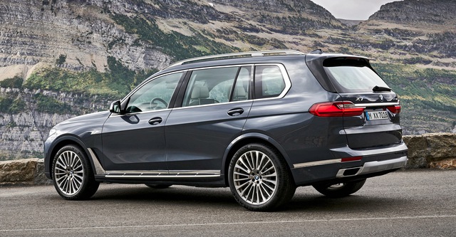 So kè BMW X7 vs Mercedes GLS cùng 3 mẫu SUV full-size hấp dẫn giới nhà giàu - Ảnh 8.