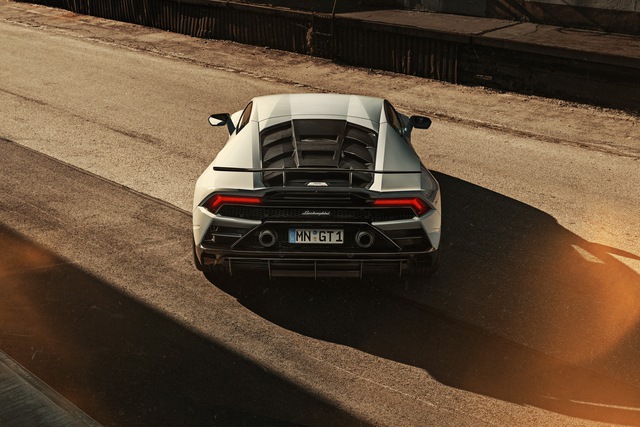Lamborghini Huracan Evo độ Novitec: Không cần hào nhoáng nhưng vẫn đẹp - Ảnh 4.