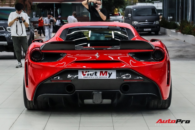 Siêu ngựa Ferrari 488 GTB SVR tiếp tục được lột xác dưới bàn tay của thợ độ Việt - Động cơ tăng 100 mã lực - Ảnh 4.