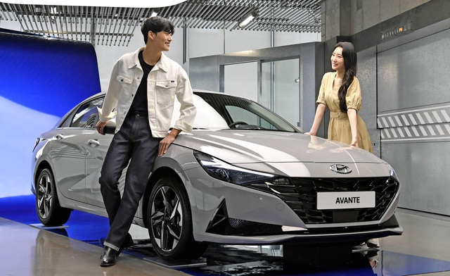 Hyundai công bố giá bán Elantra 2021: Dễ tiếp cận, dân Hàn đổ xô đặt mua, chỉ chờ ngày về Việt Nam - Ảnh 2.