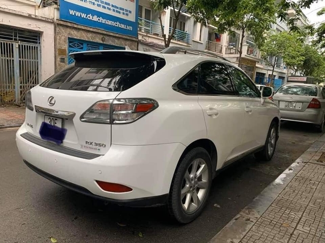 Chạy Lexus RX 350 10 năm rồi bán lại, đại gia Việt vẫn dư tiền sắm mới Mazda CX-8, Hyundai Santa Fe - Ảnh 4.