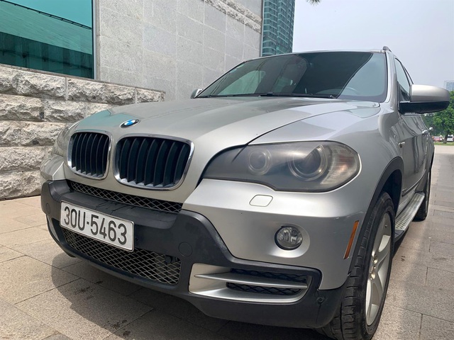 Qua thời đỉnh cao, BMW X5 2008 bán lại chỉ ngang giá Toyota Vios đập hộp - Ảnh 1.