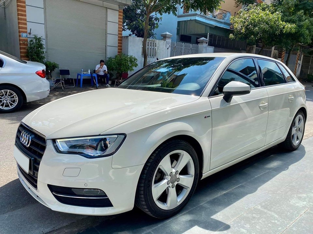 Chạy chỉ 5.800km/năm, hàng hiếm Audi A3 hatchback vẫn mất giá rẻ ngang Mazda3 2020 - Ảnh 1.