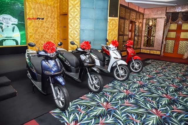 Hậu đổi tên, xe máy điện PEGA nhái Honda SH hạ giá 5,5 triệu đồng, cho khách thử 7 ngày rồi trả lại nếu không ưng - Ảnh 2.