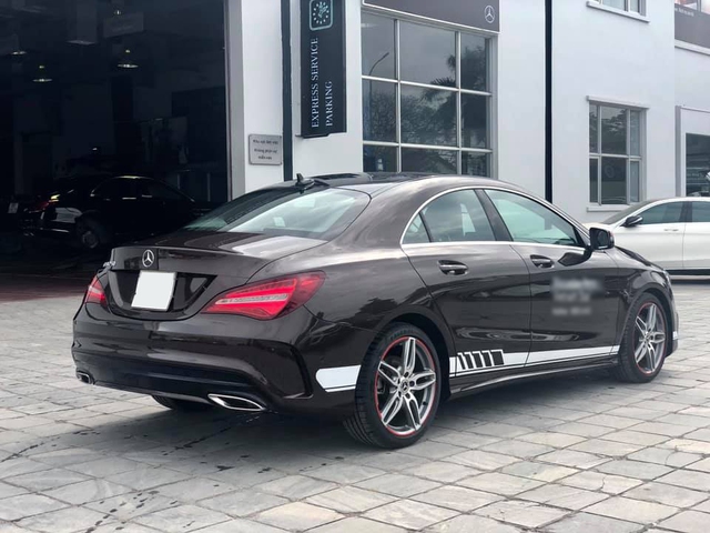 Mercedes-Benz CLA 250 chính hãng thanh lý rẻ hơn giá niêm yết vài trăm triệu đồng, ODO vỏn vẹn 80 km - Ảnh 2.