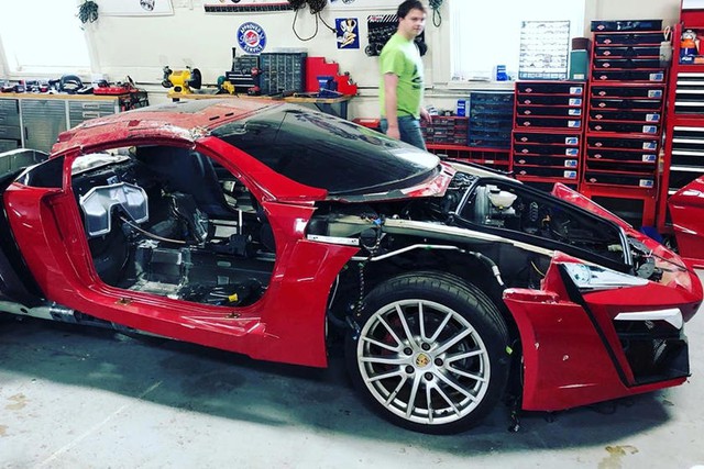 Dân chơi phá tanh bành Porsche Boxster để phục dựng chiếc siêu xe fake nổi tiếng màn ảnh - Ảnh 3.