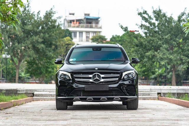 Mercedes-Benz GLC 300 AMG bán lại, chủ xe nếu đổi ngang VinFast Lux SA2.0 vẫn cầm về hơn 260 triệu đồng - Ảnh 2.