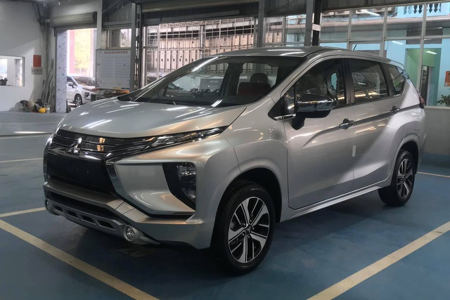 Mitsubishi Xpander giảm giá kỷ lục còn ngang ngửa Suzuki Ertiga, dọn đường đón bản nâng cấp 2020 ra mắt tại Việt Nam - Ảnh 1.