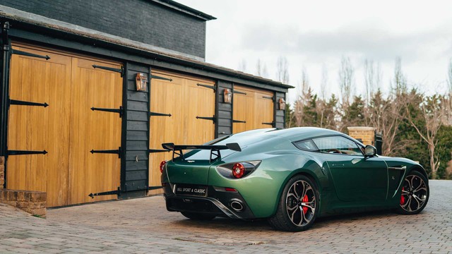 Aston Martin V12 Zagato độc nhất thế giới bất ngờ được rao bán - Ảnh 1.