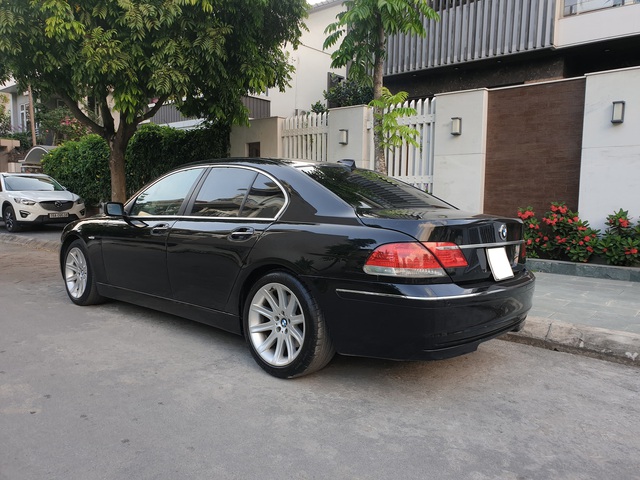 [20h Xe Cũ] Khấu hao như BMW 750 Li 2007, giá xe sau 13 năm rẻ hơn tiền đóng phí trước bạ khi mua mới - Ảnh 2.