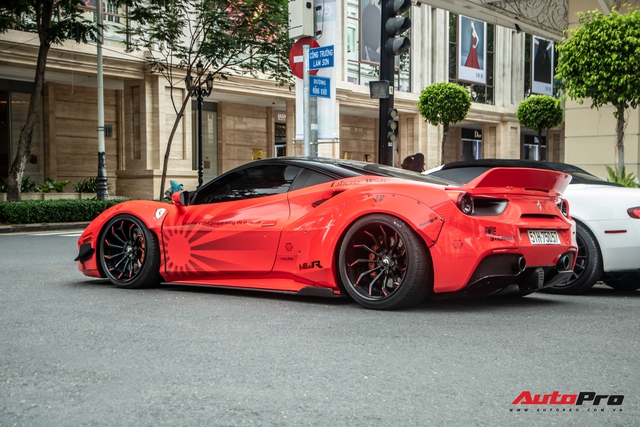 Ferrari 488 GTB độ Liberty Walk độc nhất Việt Nam thay đổi diện mạo với chi tiết khác lạ nhưng ít người nhận ra - Ảnh 4.
