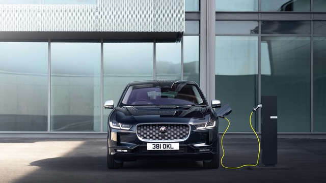 Ra mắt Jaguar I-Pace 2020: Nâng cấp nhỏ giọt nhưng đủ dùng - Ảnh 5.