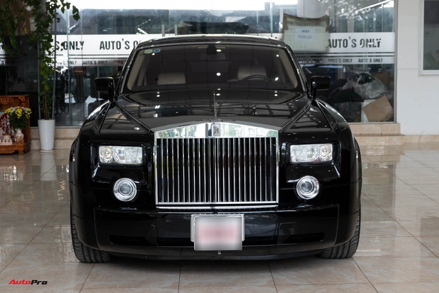 RollsRoyce phantom EWB 2018 được chào bán giá hơn 55 tỷ