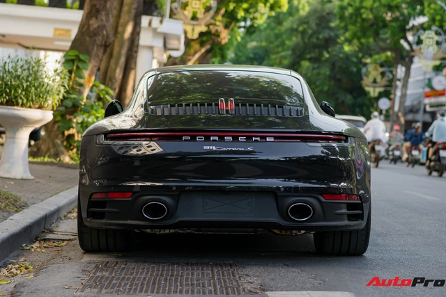 Bắt gặp Porsche 911 Carrera S thế hệ mới với nhiều tuỳ chọn đắt tiền tại Hà Nội, sở hữu bộ mâm có lịch sử đặc biệt - Ảnh 7.