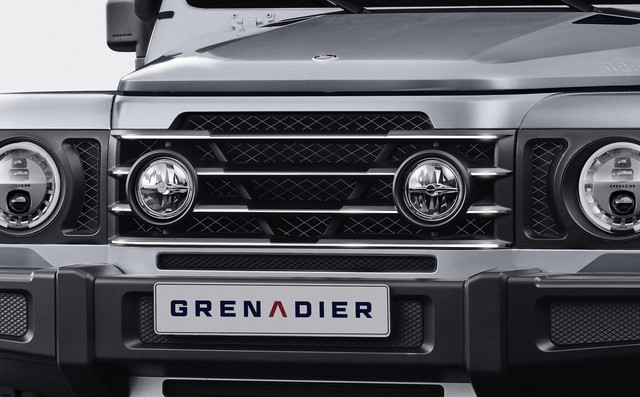 Nếu chê Land Rover Defender đời mới quá nữ tính thì đây là lựa chọn cho bạn - Ảnh 2.