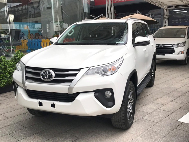 Toyota Fortuner giảm giá cao nhất hơn 100 triệu đồng tại đại lý, bản mới rục rịch ra mắt trong năm nay - Ảnh 1.