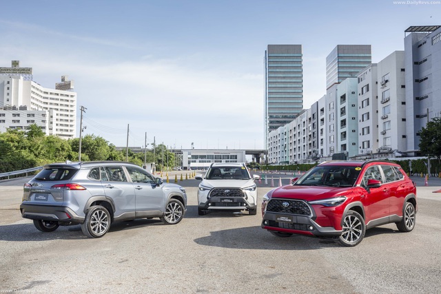 Rò rỉ lịch ra mắt Toyota Corolla Cross và giá dự kiến từ 770 triệu đồng tại Việt Nam - Ảnh 2.