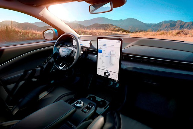 Ford hé lộ phiên bản khủng khiếp cho SUV Mustang - Ảnh 5.