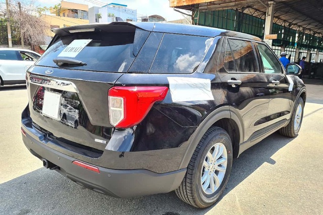 Ford Explorer 2020 tiếp tục về Việt Nam: Trang bị là yếu tố gây bất ngờ - Ảnh 1.