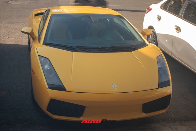 Lamborghini Gallardo 2004 vừa về Việt Nam bất ngờ xuất hiện tại thành phố Huế  - Ảnh 5.