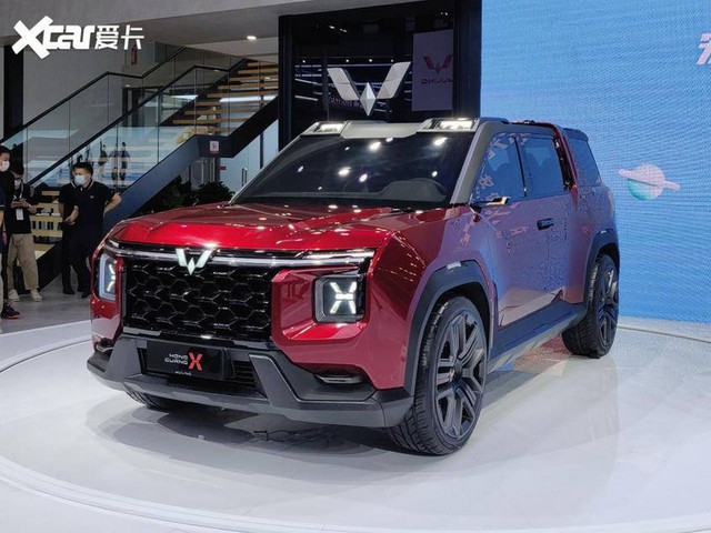 Cận cảnh ‘Ford Bronco’ của người Trung Quốc: Hiện đại, hầm hố hơn hàng thật - Ảnh 1.