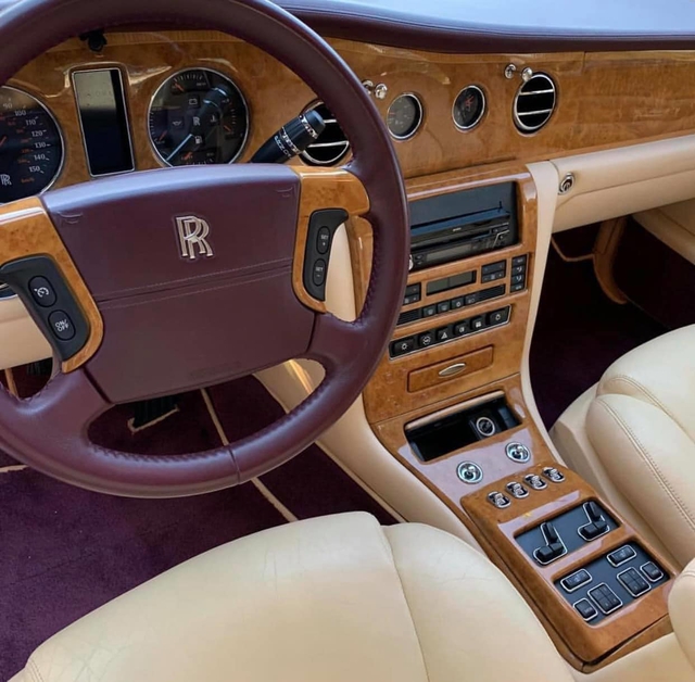 Hàng hiếm Rolls-Royce Silver Seraph giá chỉ hơn 6 tỷ đồng dành cho dân chơi mê sưu tầm - Ảnh 4.