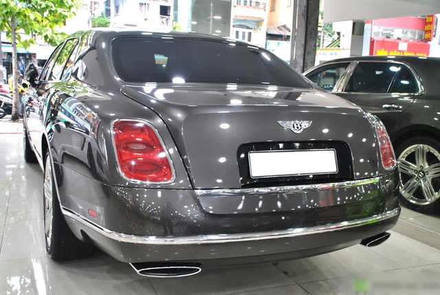 Bentley Mulsanne rẻ ngang Mercedes-Benz S-Class sau 10 năm tuổi, ODO là yếu tố bất ngờ hơn cả - Ảnh 3.