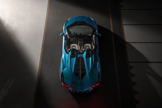 Nếu còn xe, đại gia Hoàng Kim Khánh có thể ký tên lên Lamborghini Sián Roadster mà không cần tự làm như với Aventador S - Ảnh 6.